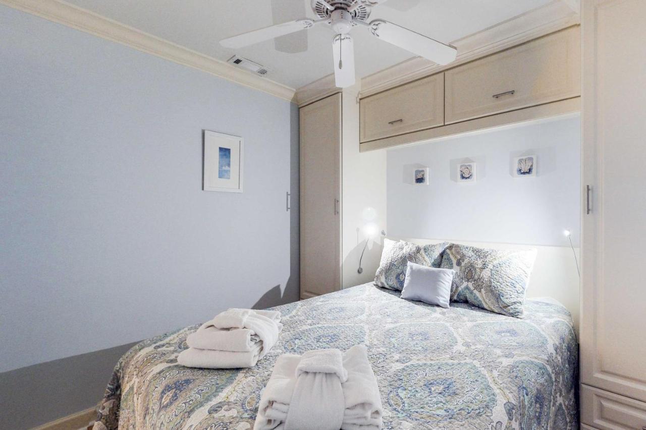 Вилла Breakers Oceanfront Getaway With Amazing View And Pool Хилтон-Хед-Айленд Экстерьер фото